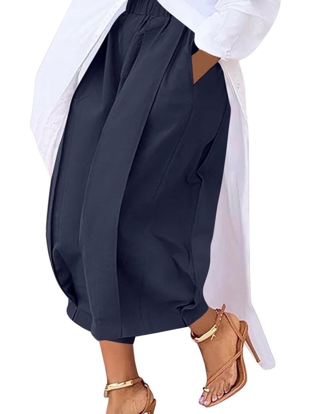 Wide-Leg Pleated Cropped Capri Pants - Navy - Picture 4 of 6
